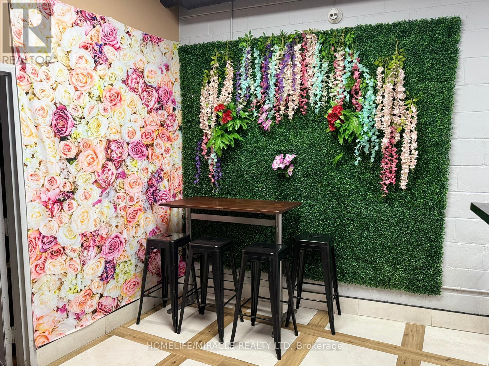 20 - 22 Main Street S, Brampton, Ontario L6W 2C3 - Photo 11 - W12549690