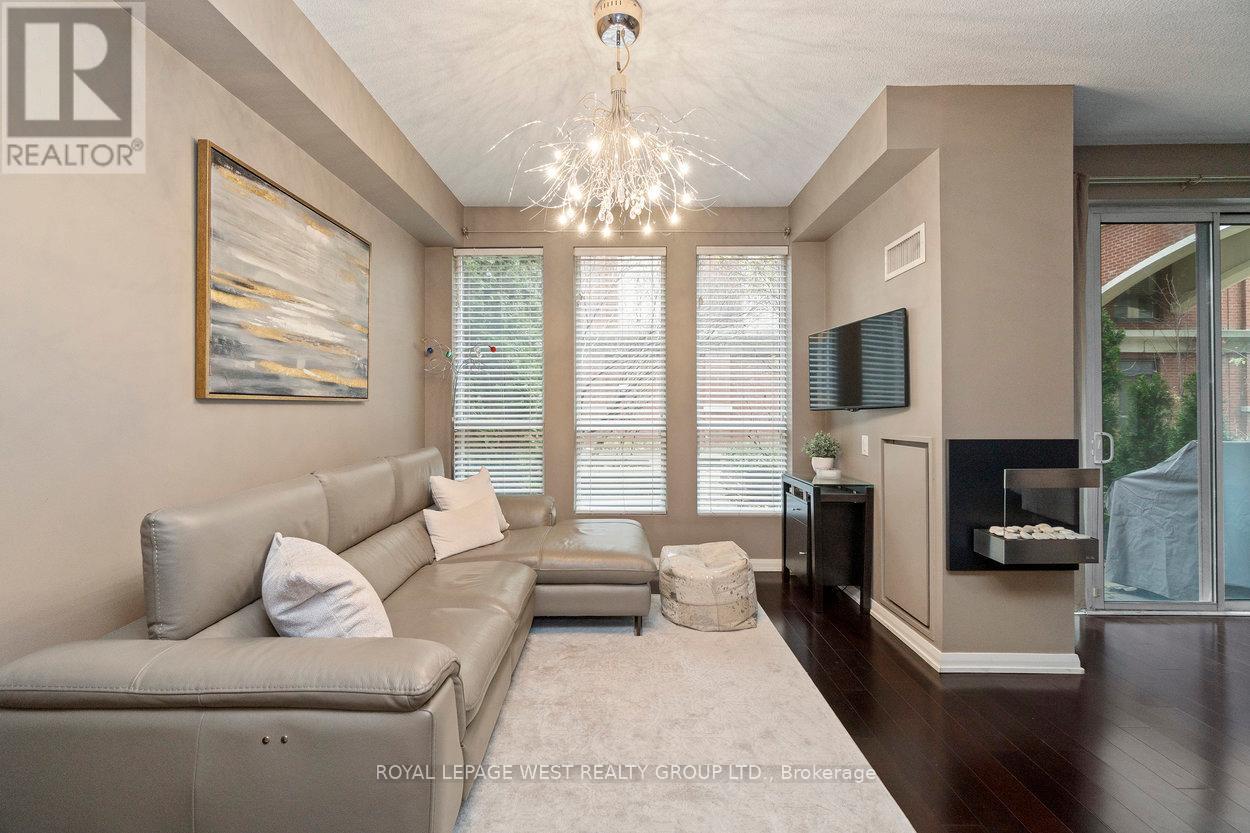 P113 - 25 Soho Street, Toronto, Ontario  M5T 3L8 - Photo 9 - C12560564