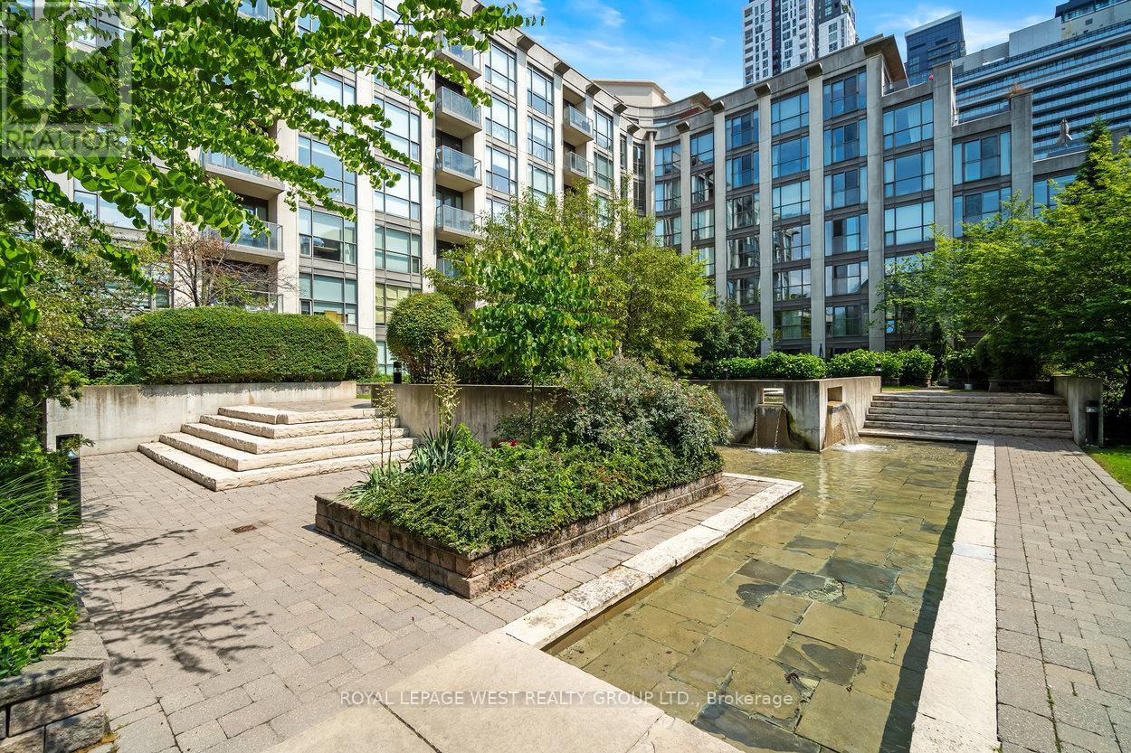 P113 - 25 Soho Street, Toronto, Ontario  M5T 3L8 - Photo 37 - C12560572