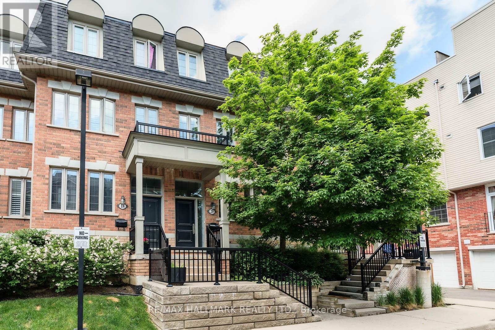 20 - 20 SARGENT LANE, Toronto, Ontario