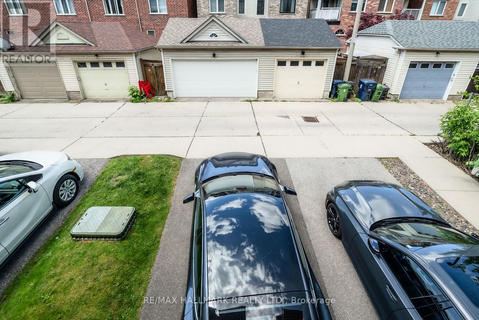 20 - 20 Sargent Lane, Toronto, Ontario  M4E 3T9 - Photo 9 - E12560548