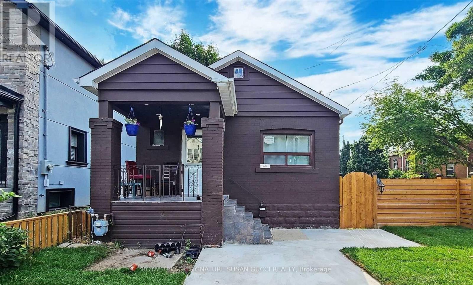 146 Coleridge Avenue, Toronto, Ontario  M4C 4H6 - Photo 1 - E12560550