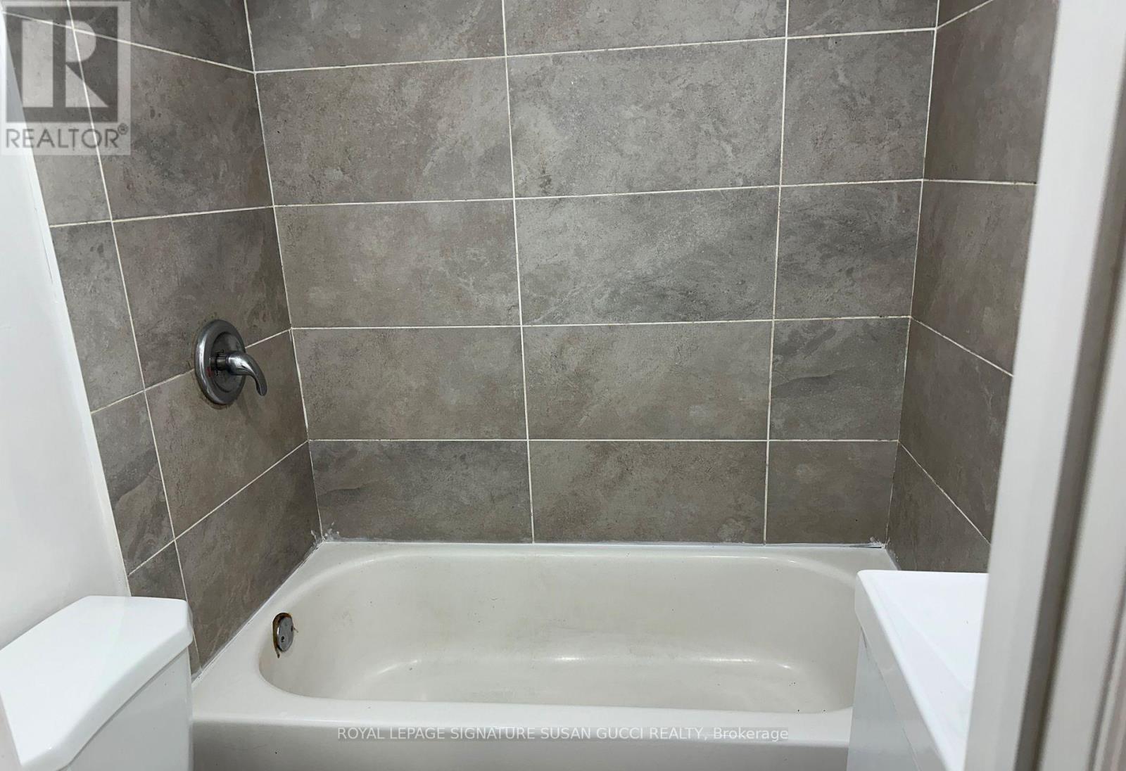 146 Coleridge Avenue, Toronto, Ontario  M4C 4H6 - Photo 18 - E12560550