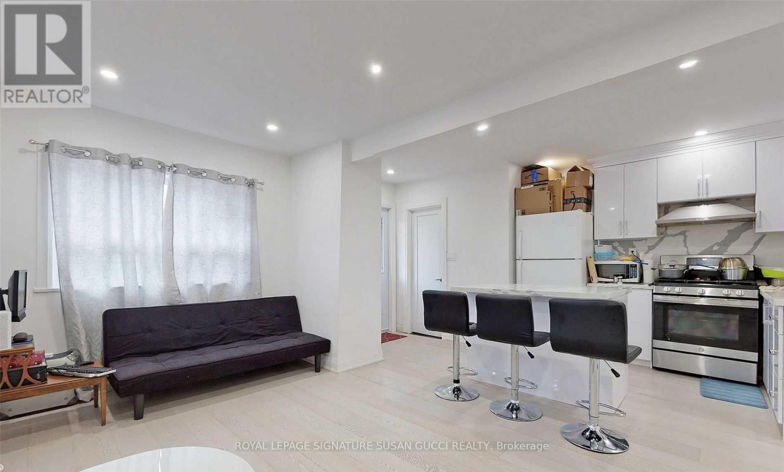 146 Coleridge Avenue, Toronto, Ontario  M4C 4H6 - Photo 6 - E12560550