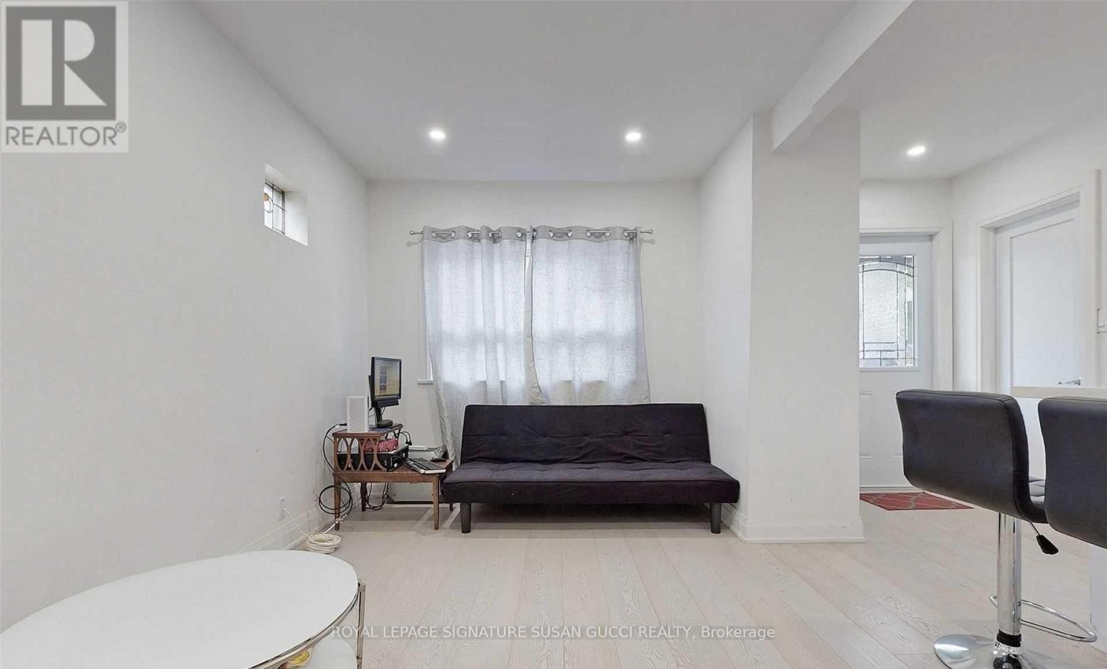 146 Coleridge Avenue, Toronto, Ontario  M4C 4H6 - Photo 8 - E12560550