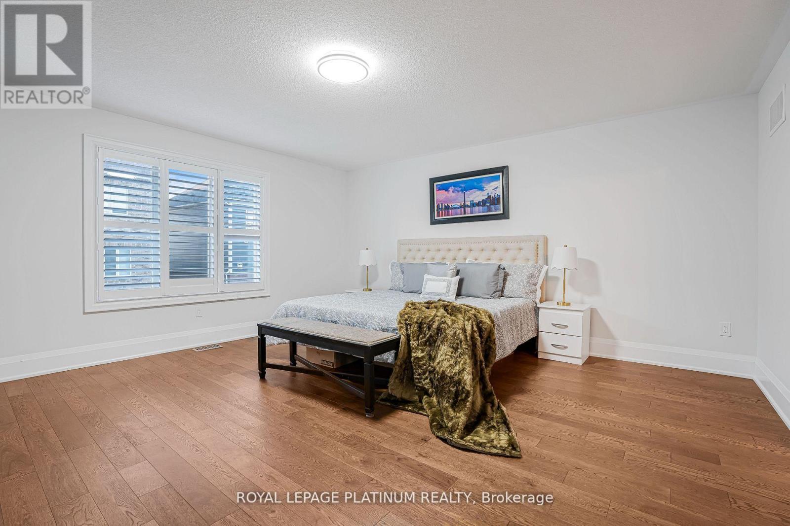 1348 Harrington Street, Innisfil, Ontario  L0L 1W0 - Photo 18 - N12560562