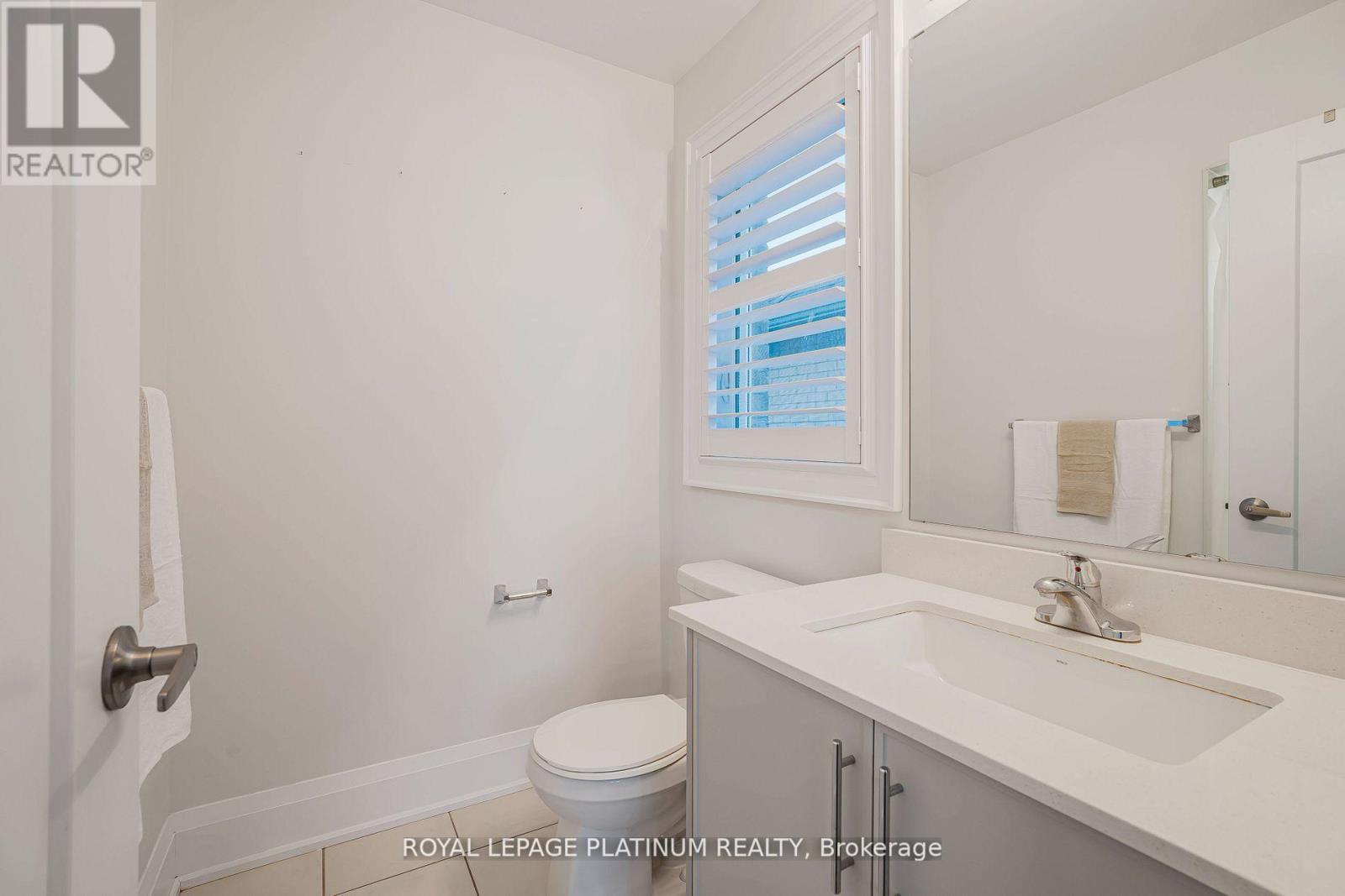 1348 Harrington Street, Innisfil, Ontario  L0L 1W0 - Photo 19 - N12560562