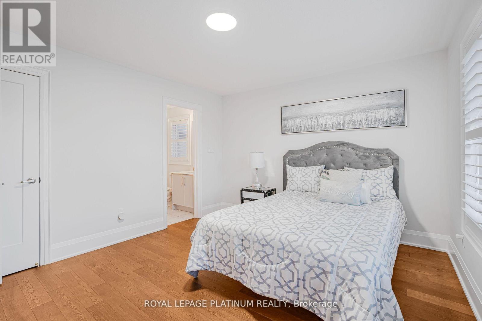 1348 Harrington Street, Innisfil, Ontario  L0L 1W0 - Photo 20 - N12560562