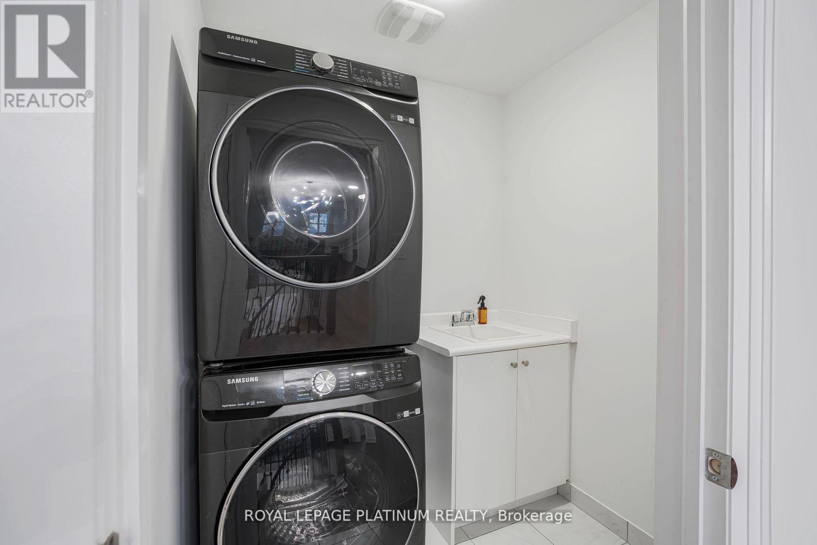 1348 Harrington Street, Innisfil, Ontario  L0L 1W0 - Photo 24 - N12560562