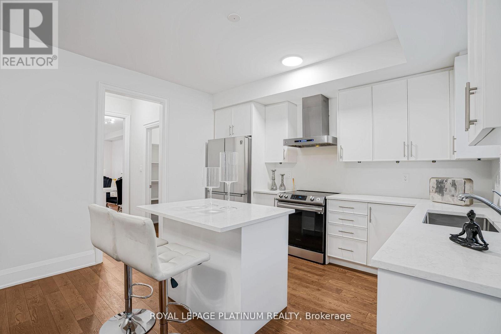 1348 Harrington Street, Innisfil, Ontario  L0L 1W0 - Photo 31 - N12560562