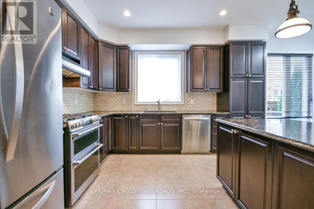 45 Imperial Crown Lane, Barrie, Ontario  L4N 5X1 - Photo 12 - S12560508