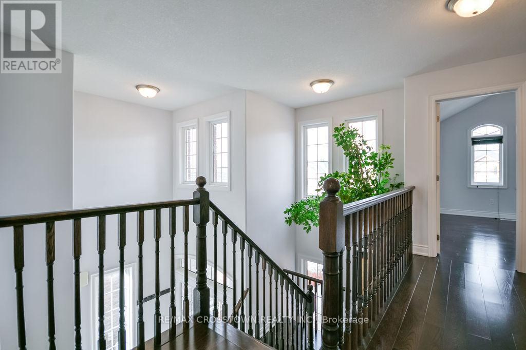 45 Imperial Crown Lane, Barrie, Ontario  L4N 5X1 - Photo 20 - S12560508