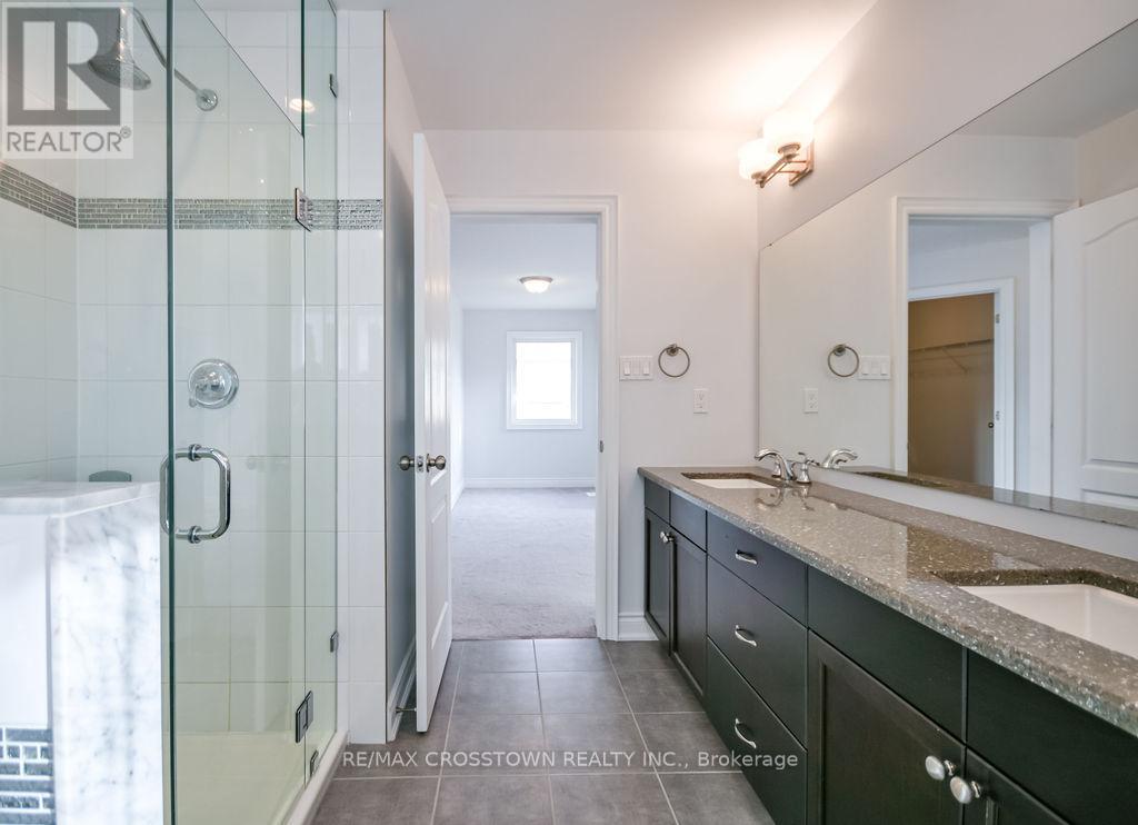 45 Imperial Crown Lane, Barrie, Ontario  L4N 5X1 - Photo 24 - S12560508