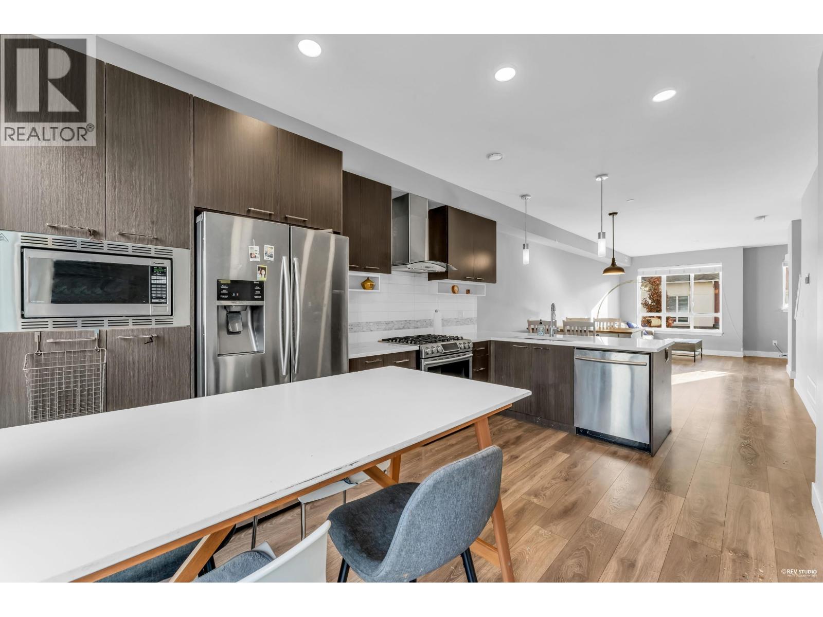 517 4688 Hawk Lane, Tsawwassen, British Columbia  V4M 0B7 - Photo 3 - R3068324