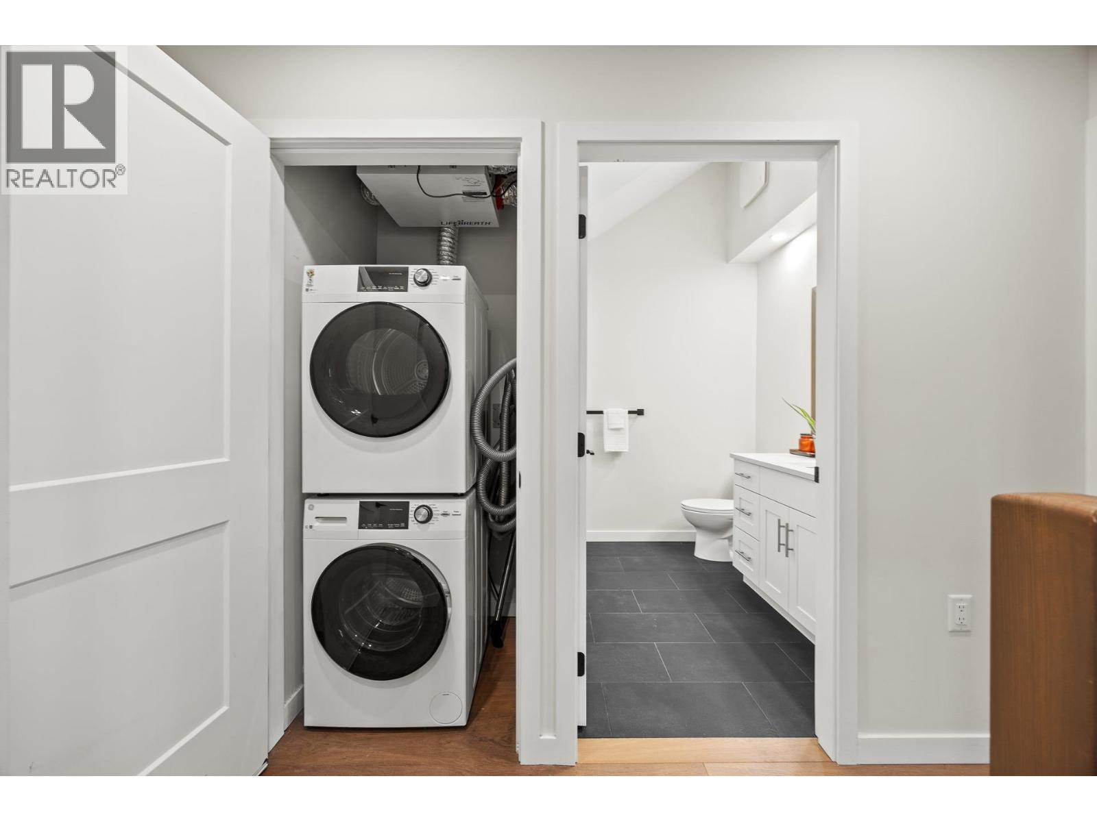 908 E 17th Avenue, Vancouver, British Columbia  V5V 1C2 - Photo 22 - R3068494