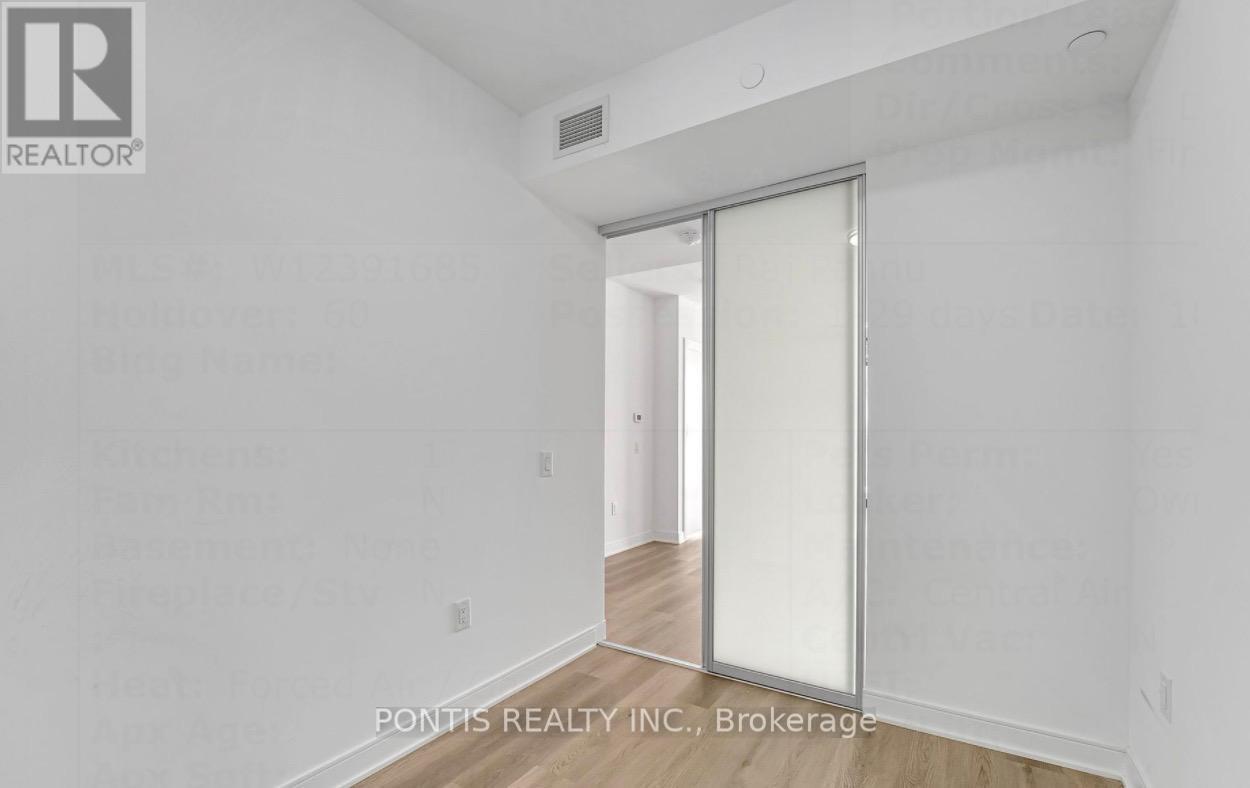 818 - 86 Dundas Street E, Mississauga, Ontario  L5A 0B1 - Photo 12 - W12502576