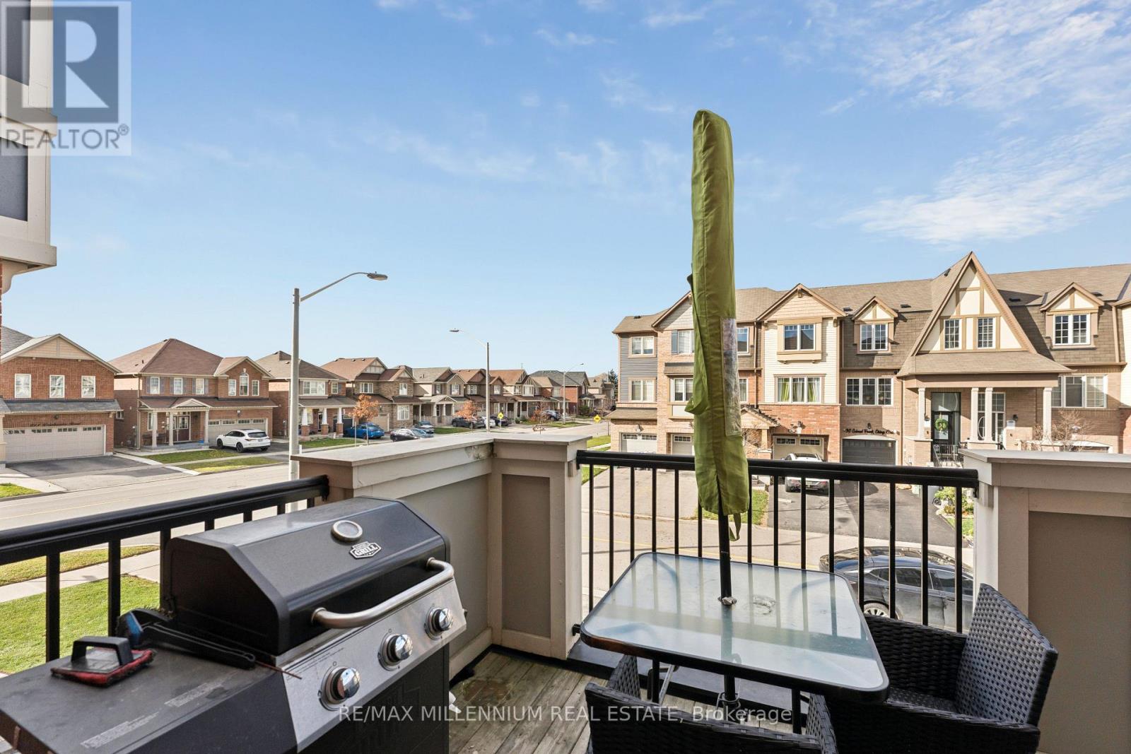 53 Colonel Frank Ching Crescent N, Brampton, Ontario  L6Y 5W5 - Photo 10 - W12560198