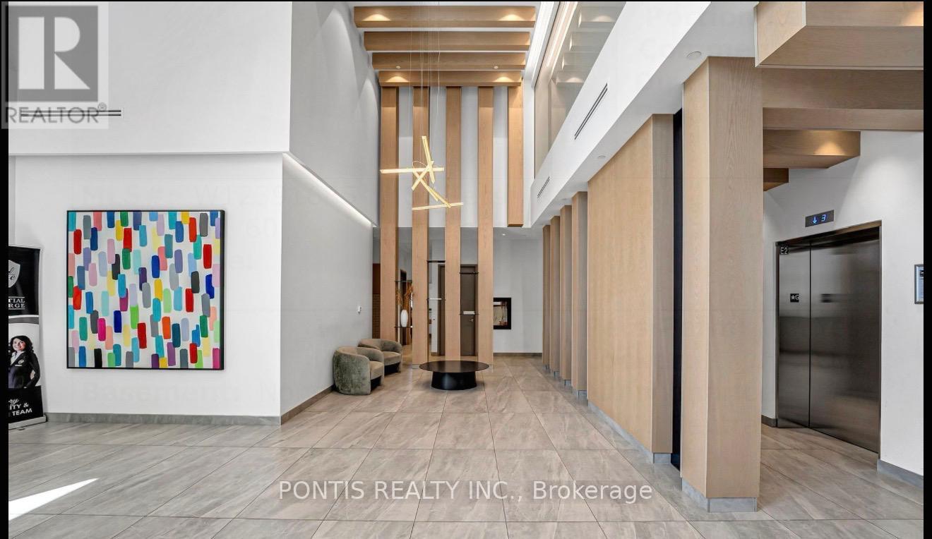 818 - 86 Dundas Street E, Mississauga, Ontario  L5A 0B1 - Photo 4 - W12502576