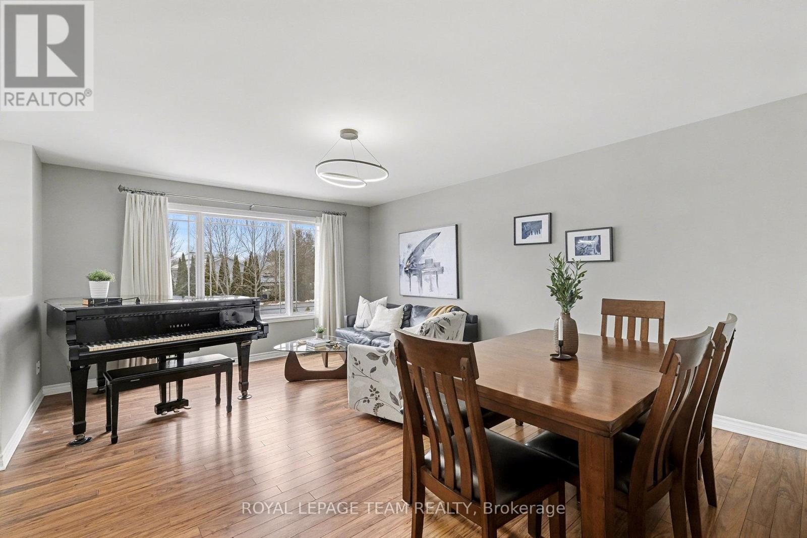 4298 Schell Street, South Dundas, Ontario  K0C 2H0 - Photo 5 - X12560640