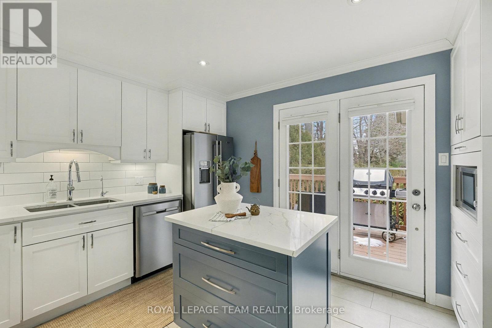 4298 Schell Street, South Dundas, Ontario  K0C 2H0 - Photo 8 - X12560640