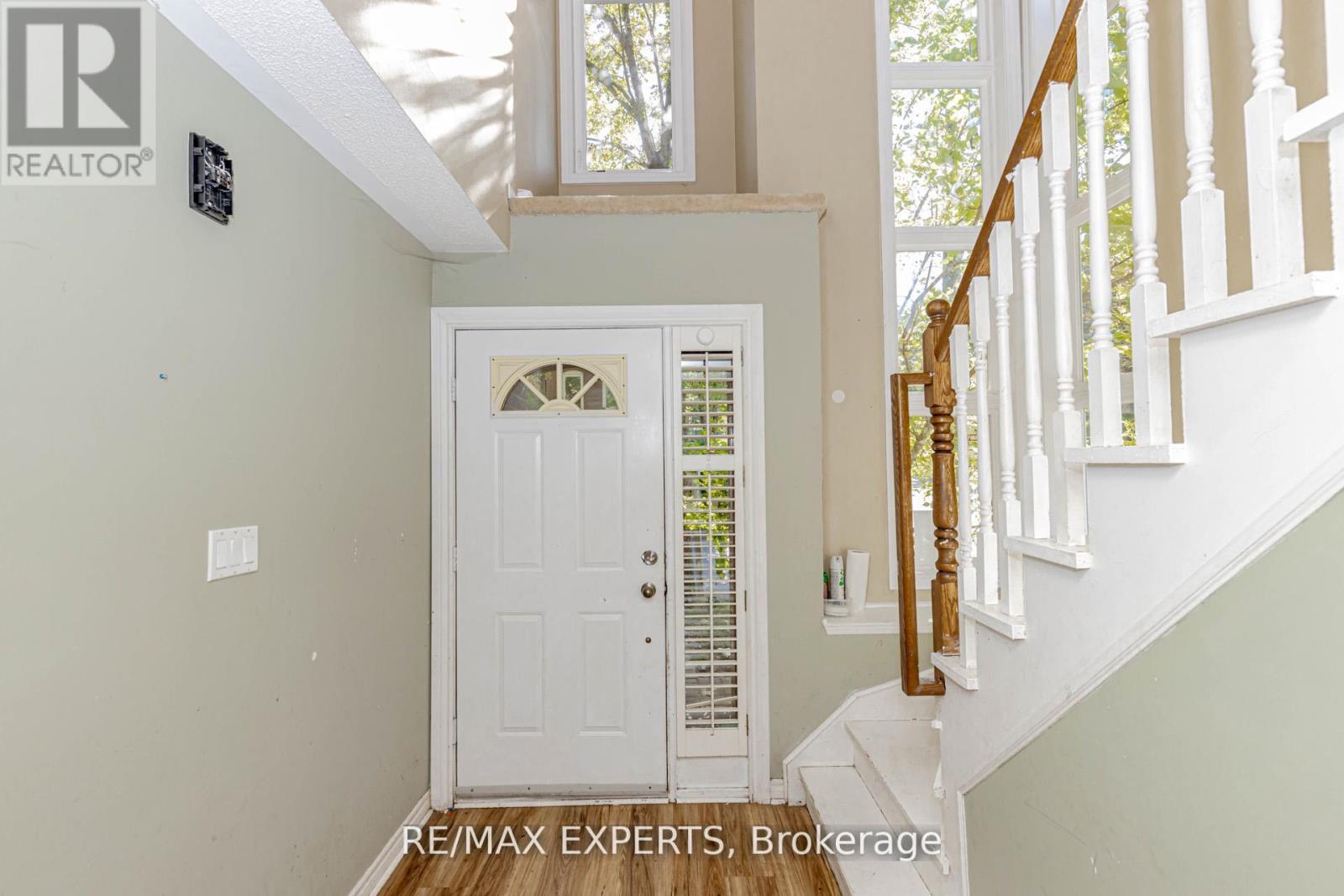 17b - 1084 Queen Street W, Mississauga, Ontario  L5H 4K4 - Photo 3 - W12560490