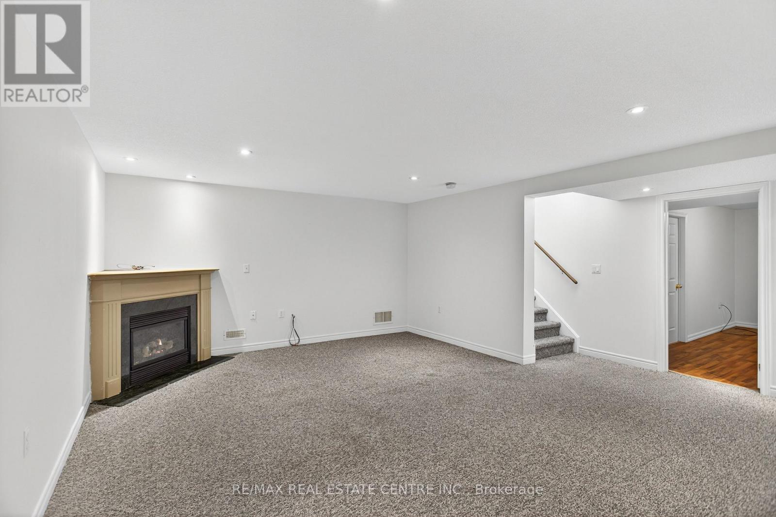 253 Malick Street, Milton, Ontario  L9T 5X1 - Photo 35 - W12560530