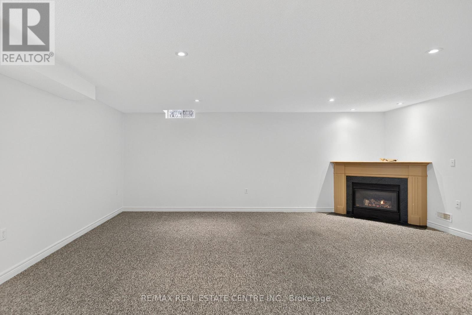 253 Malick Street, Milton, Ontario  L9T 5X1 - Photo 36 - W12560530