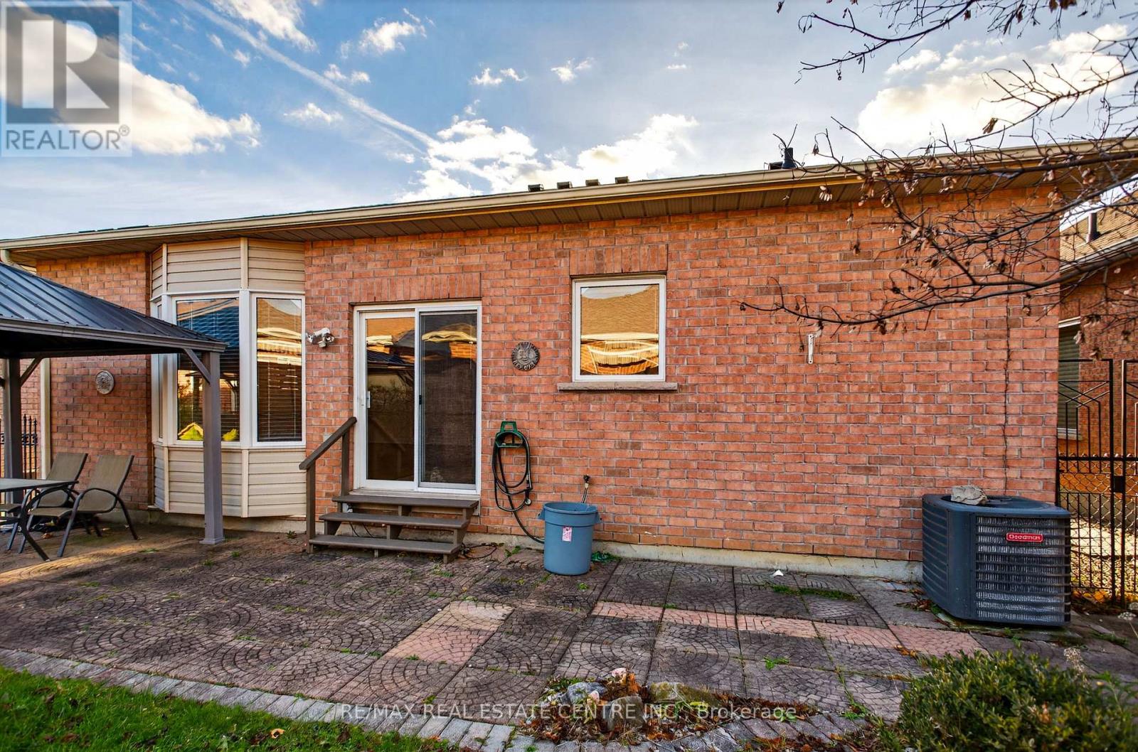 253 Malick Street, Milton, Ontario  L9T 5X1 - Photo 44 - W12560530