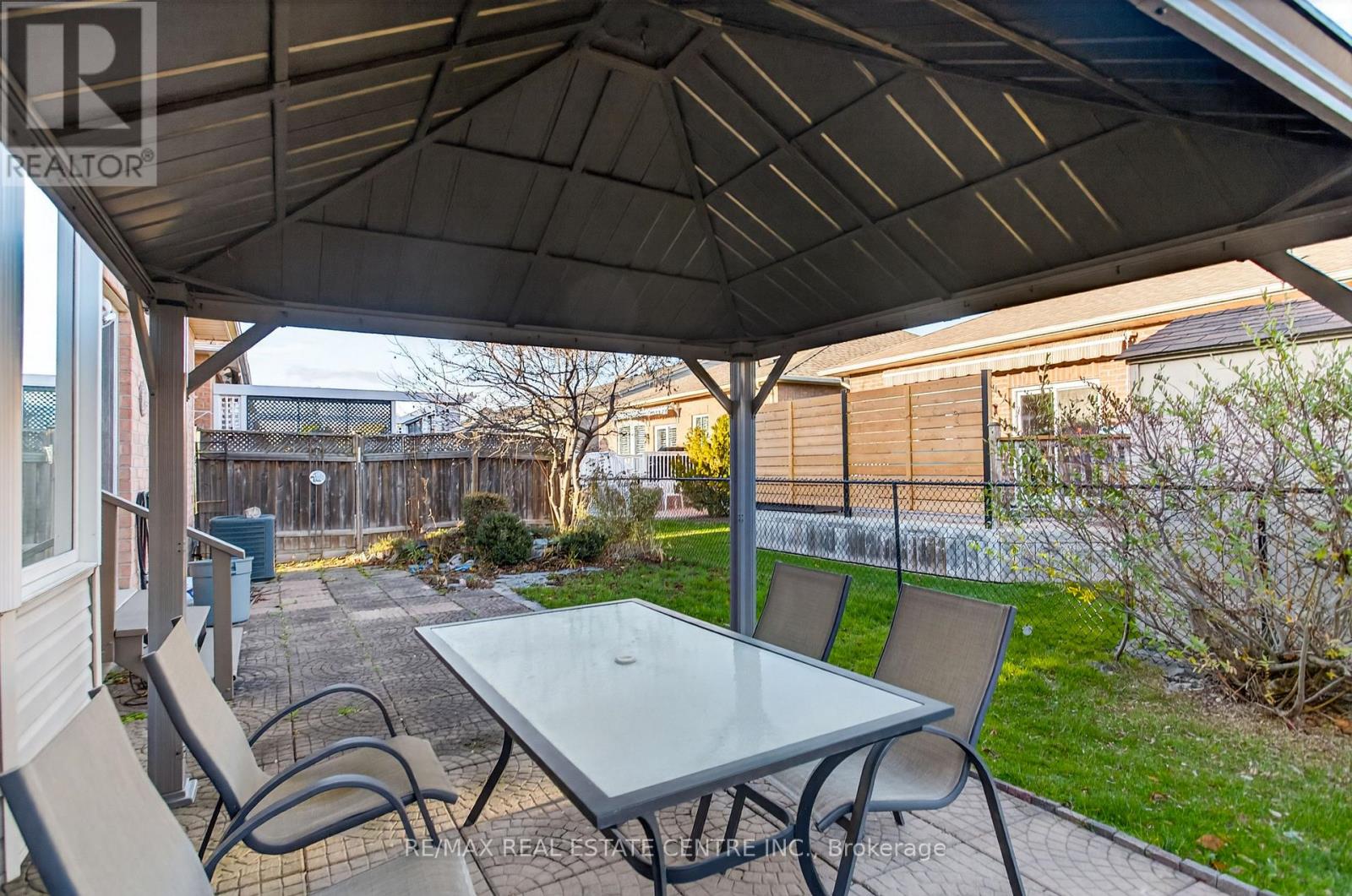 253 Malick Street, Milton, Ontario  L9T 5X1 - Photo 47 - W12560530