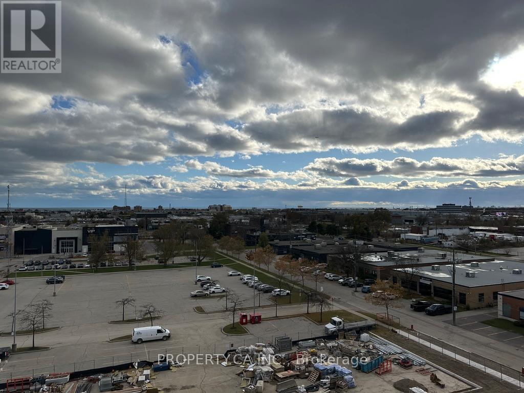 606 - 1037 The Queensway, Toronto, Ontario  M8Z 6C7 - Photo 2 - W12560556