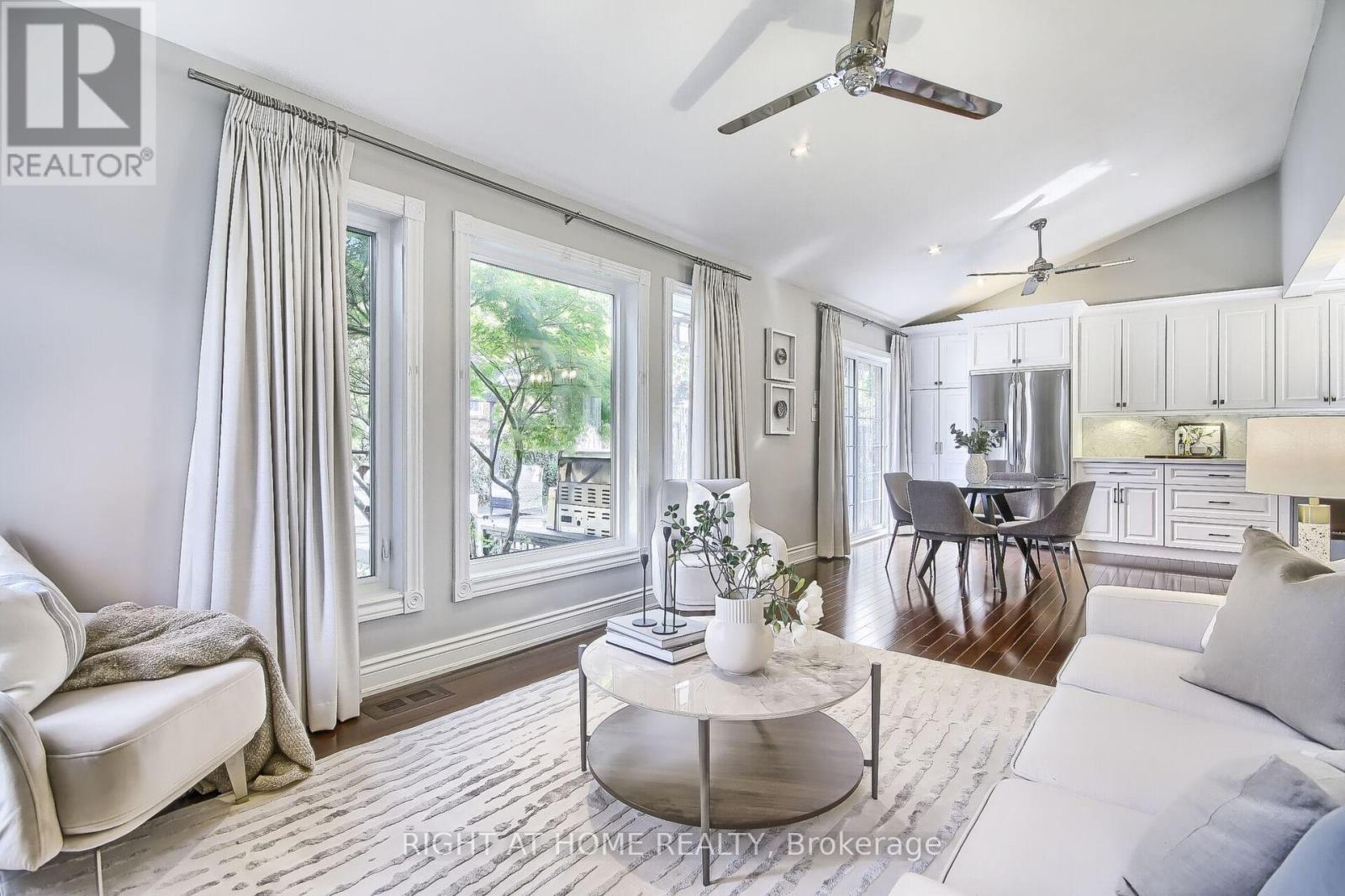 2279 Grand Ravine Drive, Oakville, Ontario  L6H 6A9 - Photo 17 - W12560566