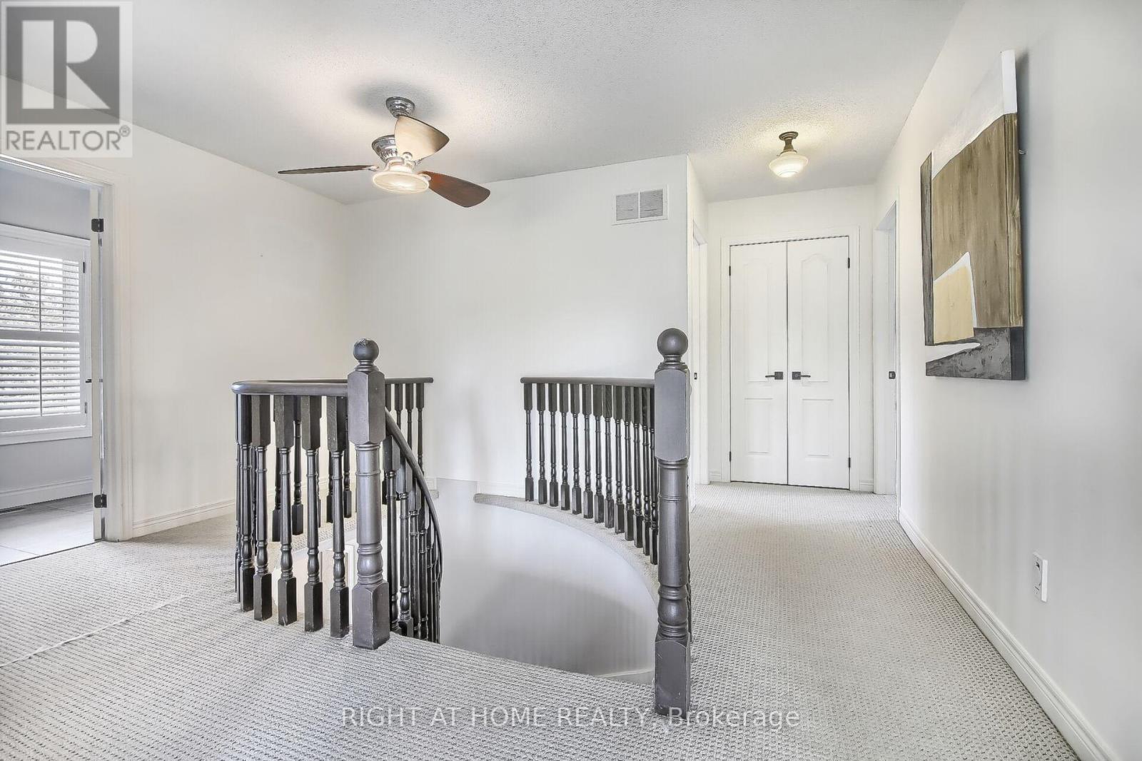 2279 Grand Ravine Drive, Oakville, Ontario  L6H 6A9 - Photo 20 - W12560566