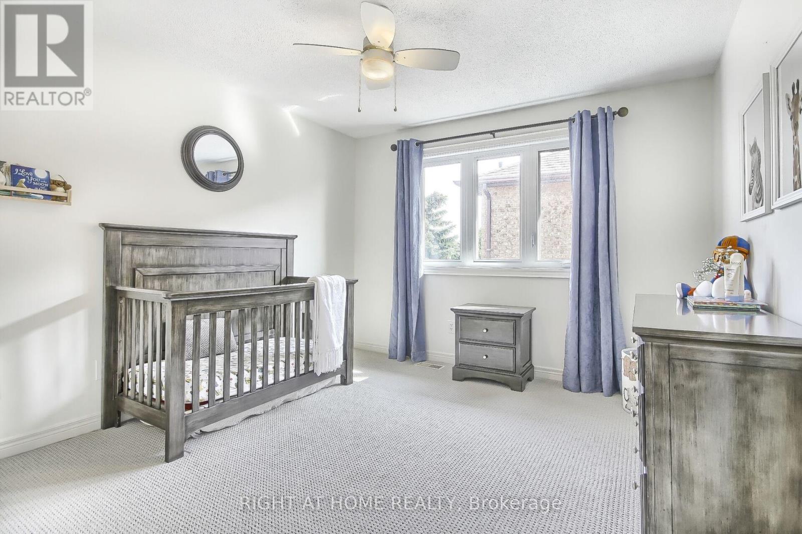 2279 Grand Ravine Drive, Oakville, Ontario  L6H 6A9 - Photo 28 - W12560566