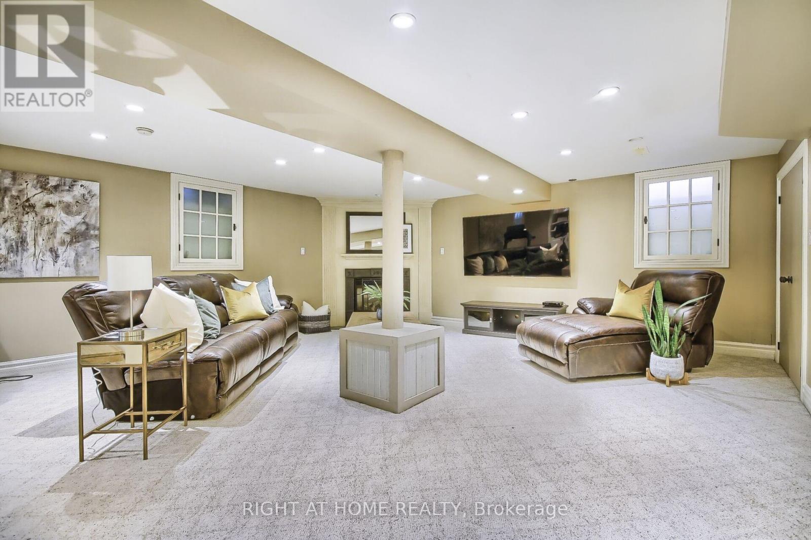 2279 Grand Ravine Drive, Oakville, Ontario  L6H 6A9 - Photo 32 - W12560566