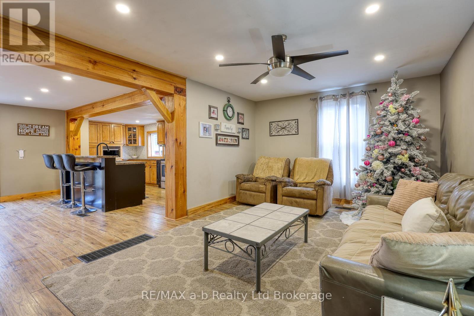 8 Victoria Street, Norwich, Ontario  N0J 1P0 - Photo 4 - X12560654