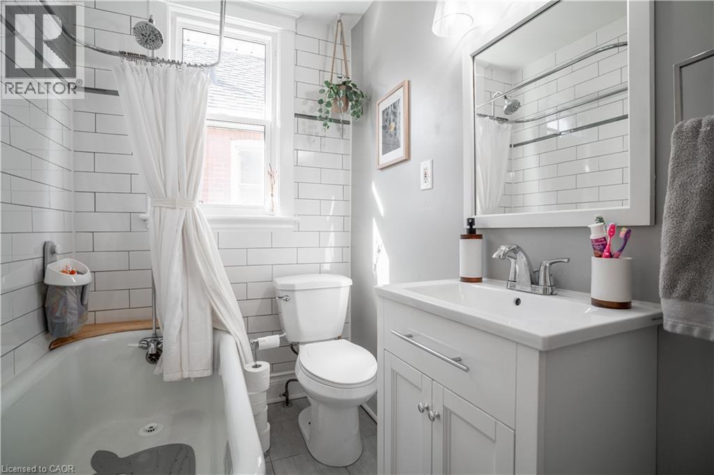 73 Kenilworth Avenue S, Hamilton, Ontario L8K 2T1 - Photo 26 - 40789461