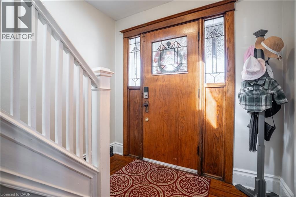 73 Kenilworth Avenue S, Hamilton, Ontario L8K 2T1 - Photo 4 - 40789461