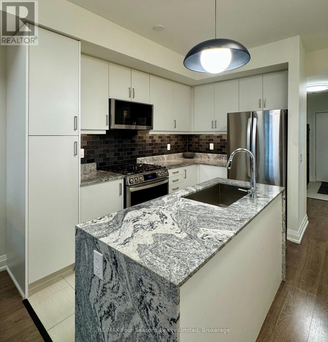 108 - 17 Spooner Crescent, Collingwood, Ontario  L9Y 1T3 - Photo 4 - S12560598