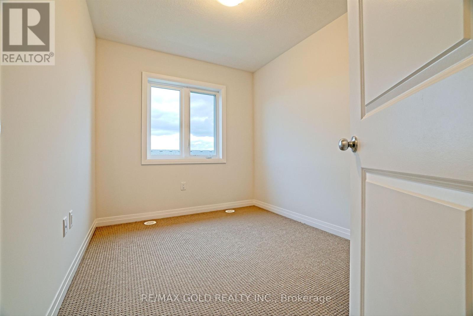 114 - 155 Equestrian Way, Cambridge, Ontario  N3E 0E8 - Photo 27 - X12560546