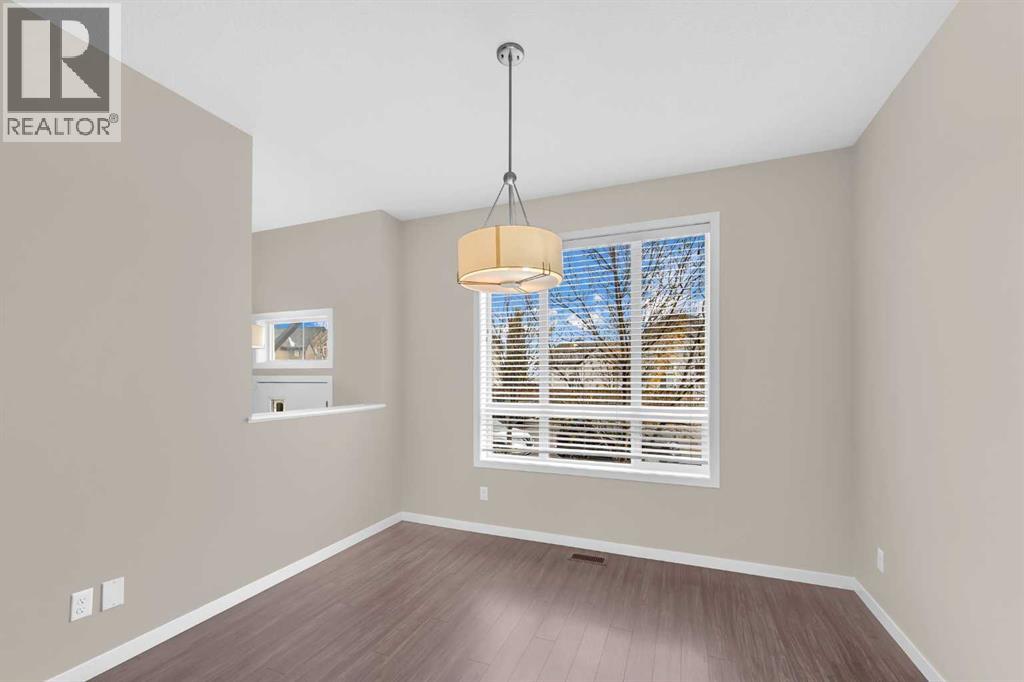 690 Copperpond Boulevard Se, Calgary, Alberta  T2Z 0L2 - Photo 14 - A2264136