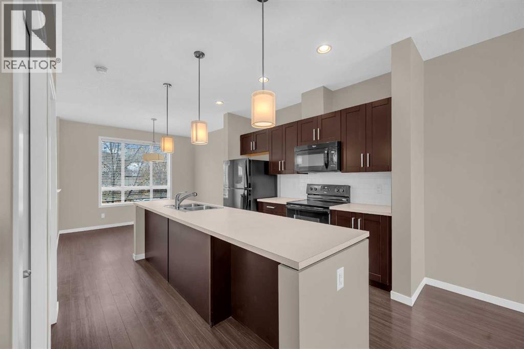 690 Copperpond Boulevard Se, Calgary, Alberta  T2Z 0L2 - Photo 5 - A2264136