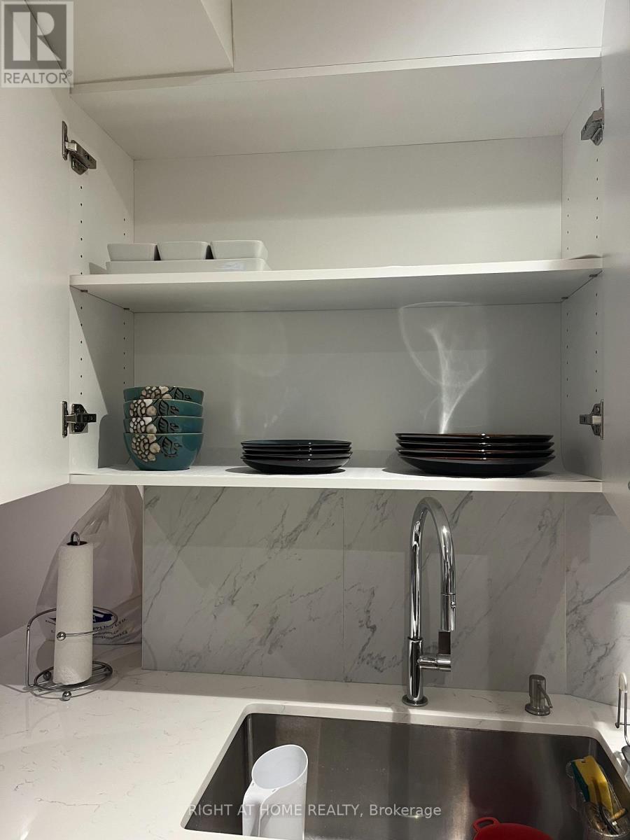 Lower - 34 Timberline Trail, Aurora, Ontario  L4G 6A5 - Photo 20 - N12554364