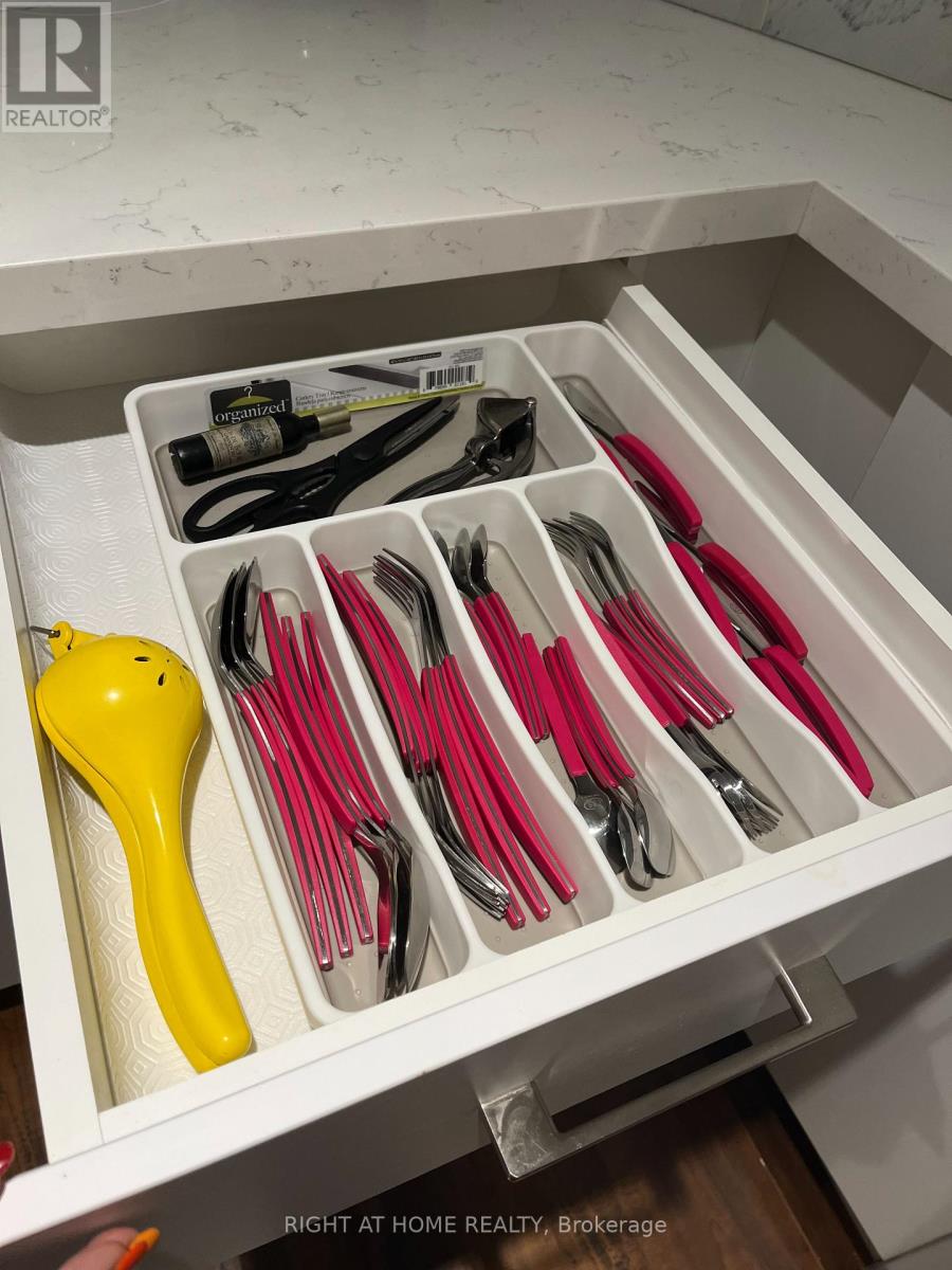 Lower - 34 Timberline Trail, Aurora, Ontario  L4G 6A5 - Photo 21 - N12554364