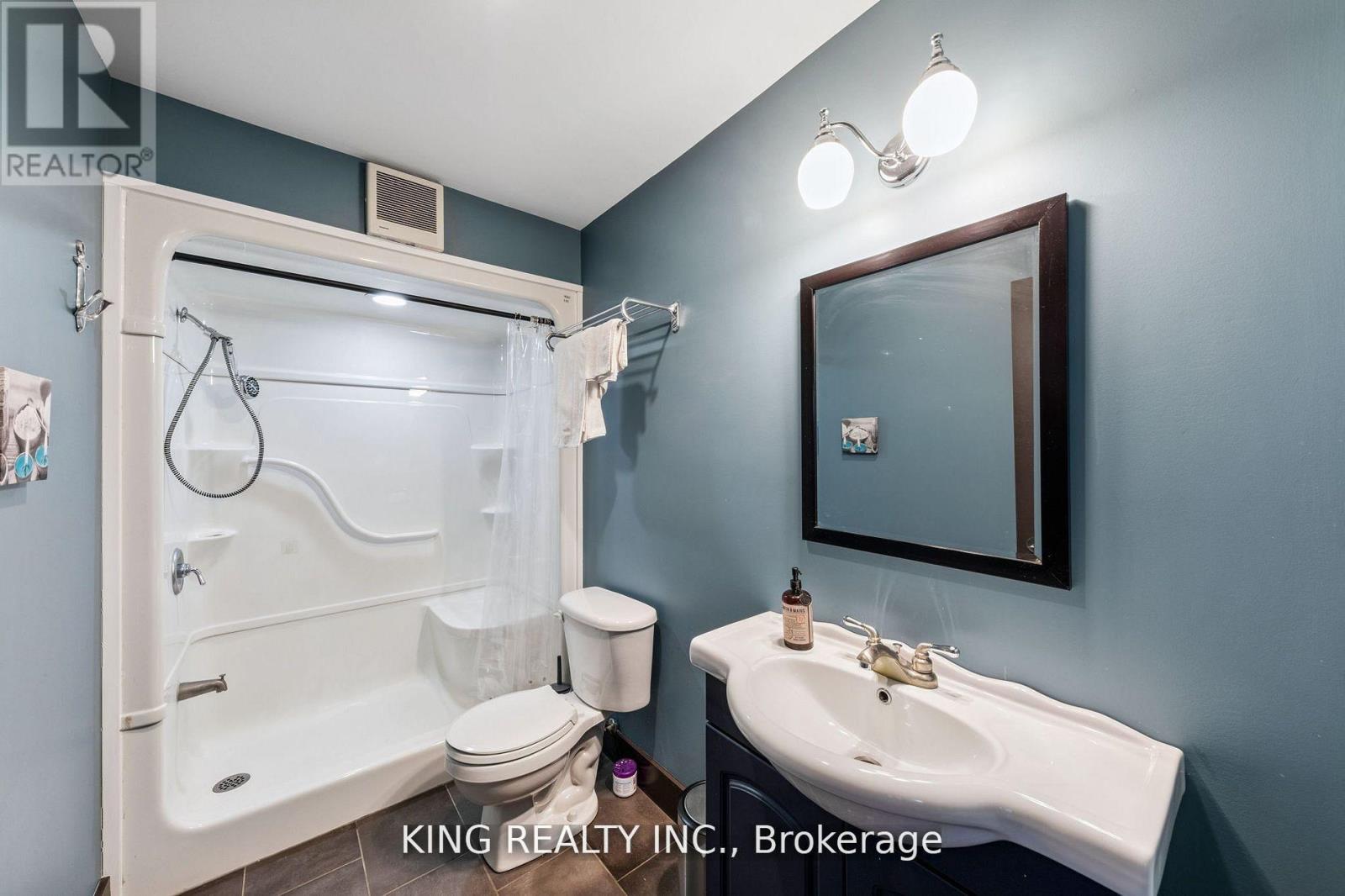 602 Champlain Road, Tiny, Ontario  L9M 0C2 - Photo 30 - S12386205