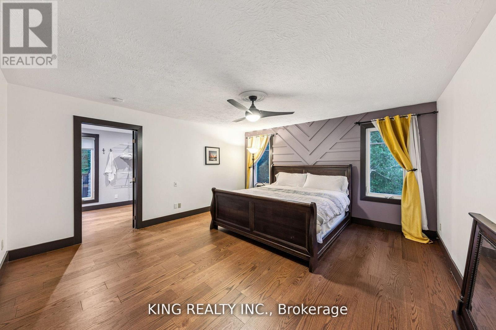 602 Champlain Road, Tiny, Ontario  L9M 0C2 - Photo 24 - S12386205