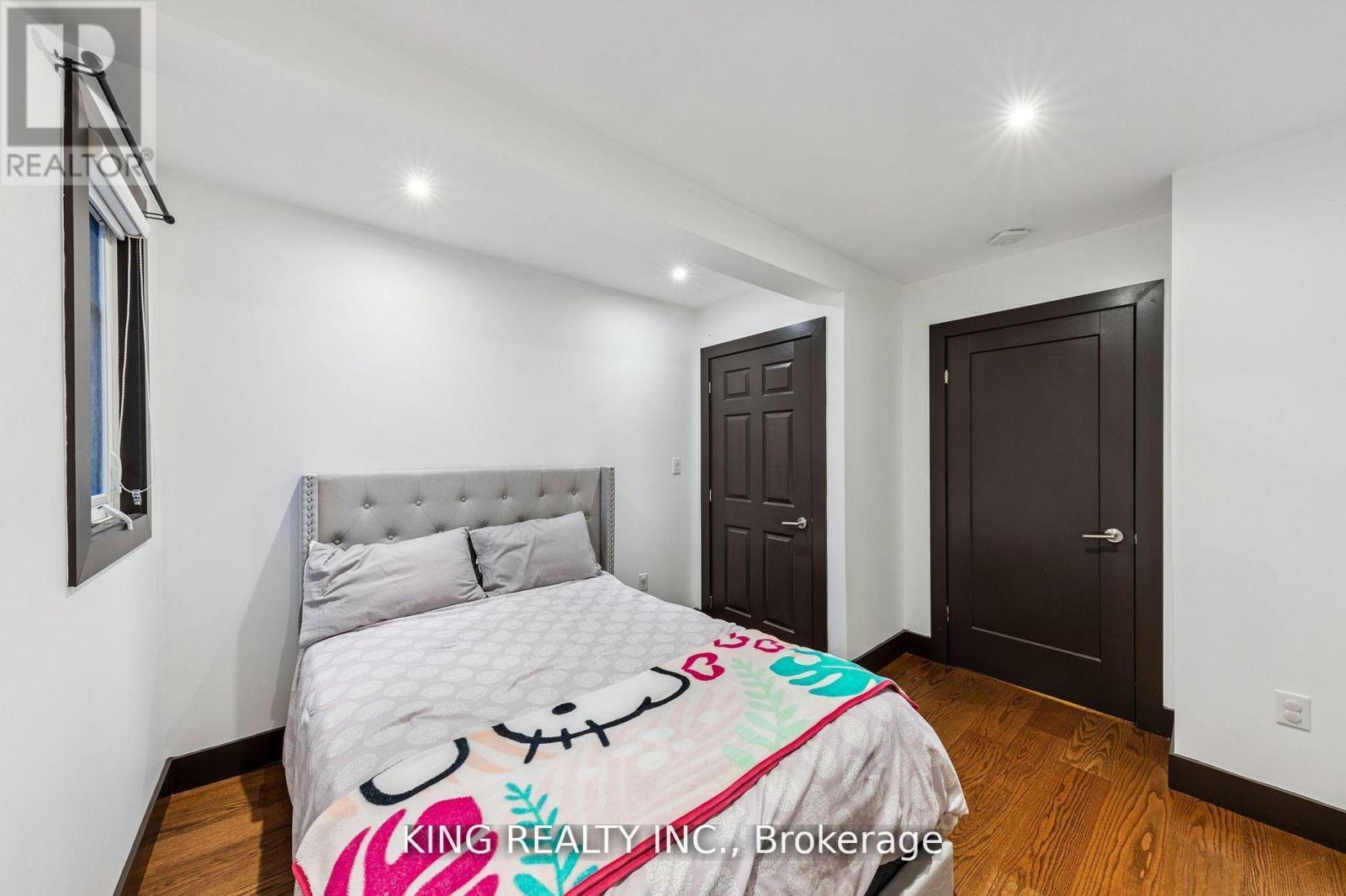 602 Champlain Road, Tiny, Ontario  L9M 0C2 - Photo 31 - S12386205