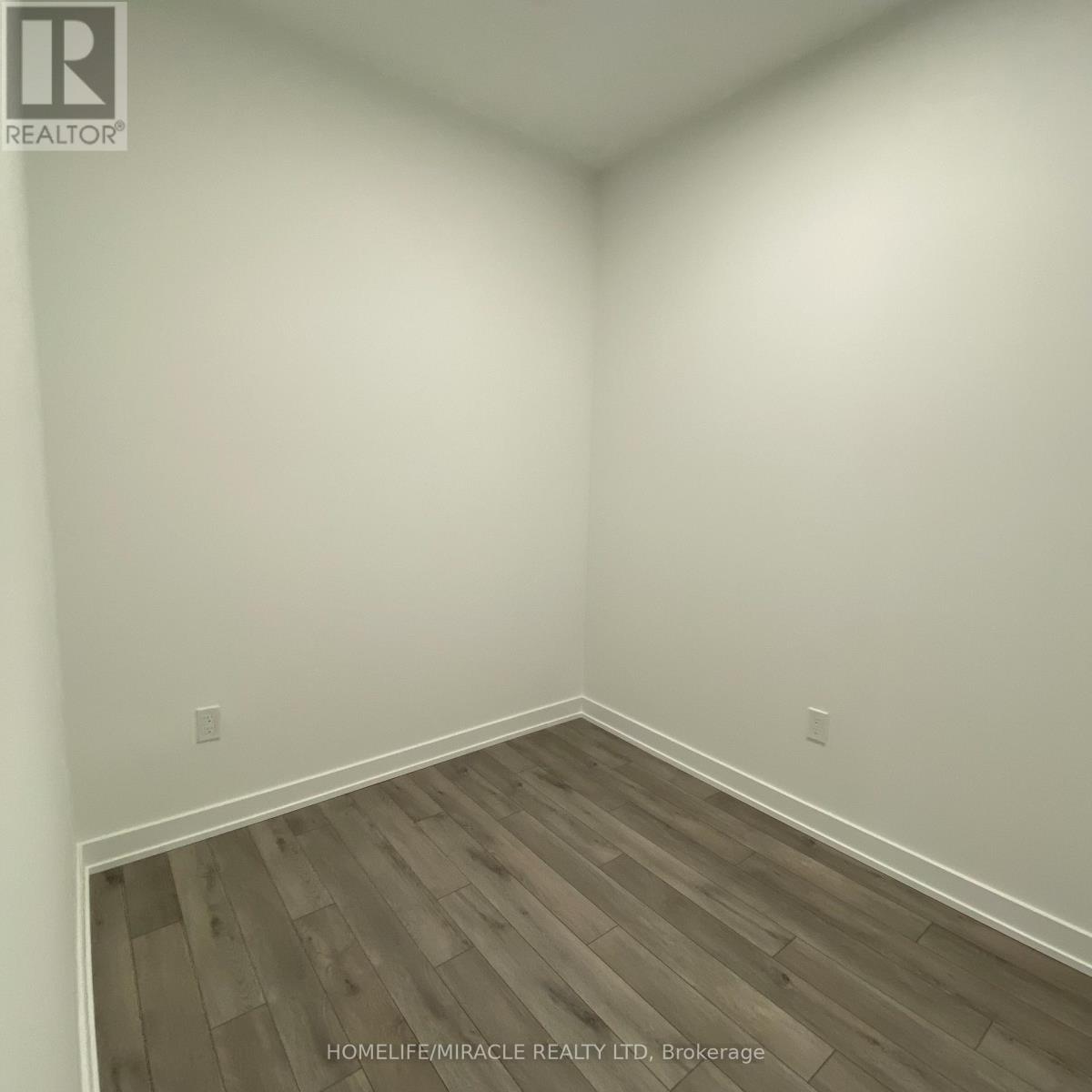 513 - 15 Skyridge Drive, Brampton, Ontario  L6P 4S3 - Photo 7 - W12560506