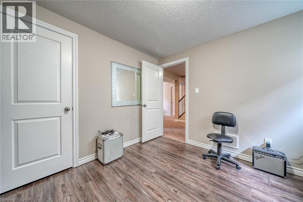 32 Langrell Avenue, Tillsonburg, Ontario  N4G 5X8 - Photo 35 - 40787384