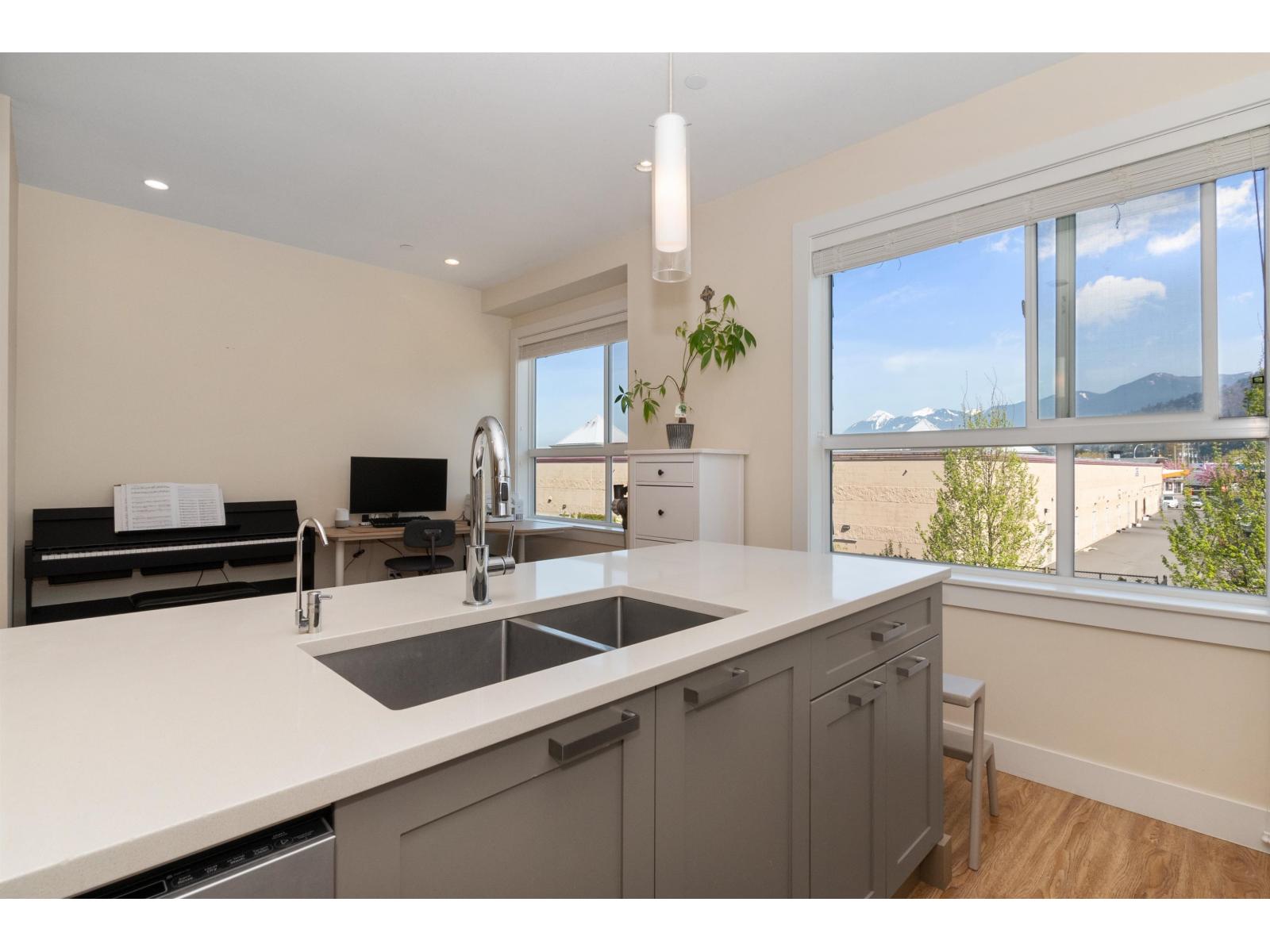 30 45615 Tamihi Way, Garrison Crossing, Chilliwack, British Columbia  V2R 0X4 - Photo 9 - R3068802