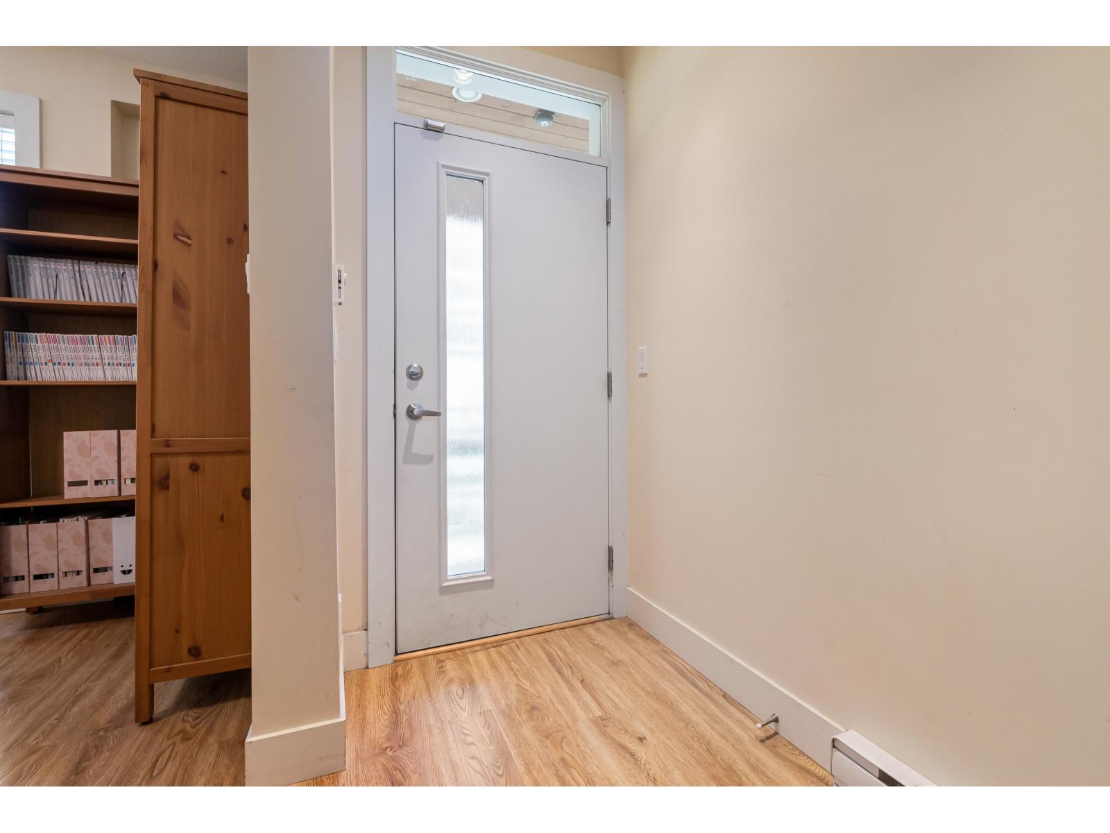 30 45615 Tamihi Way, Garrison Crossing, Chilliwack, British Columbia  V2R 0X4 - Photo 2 - R3068802